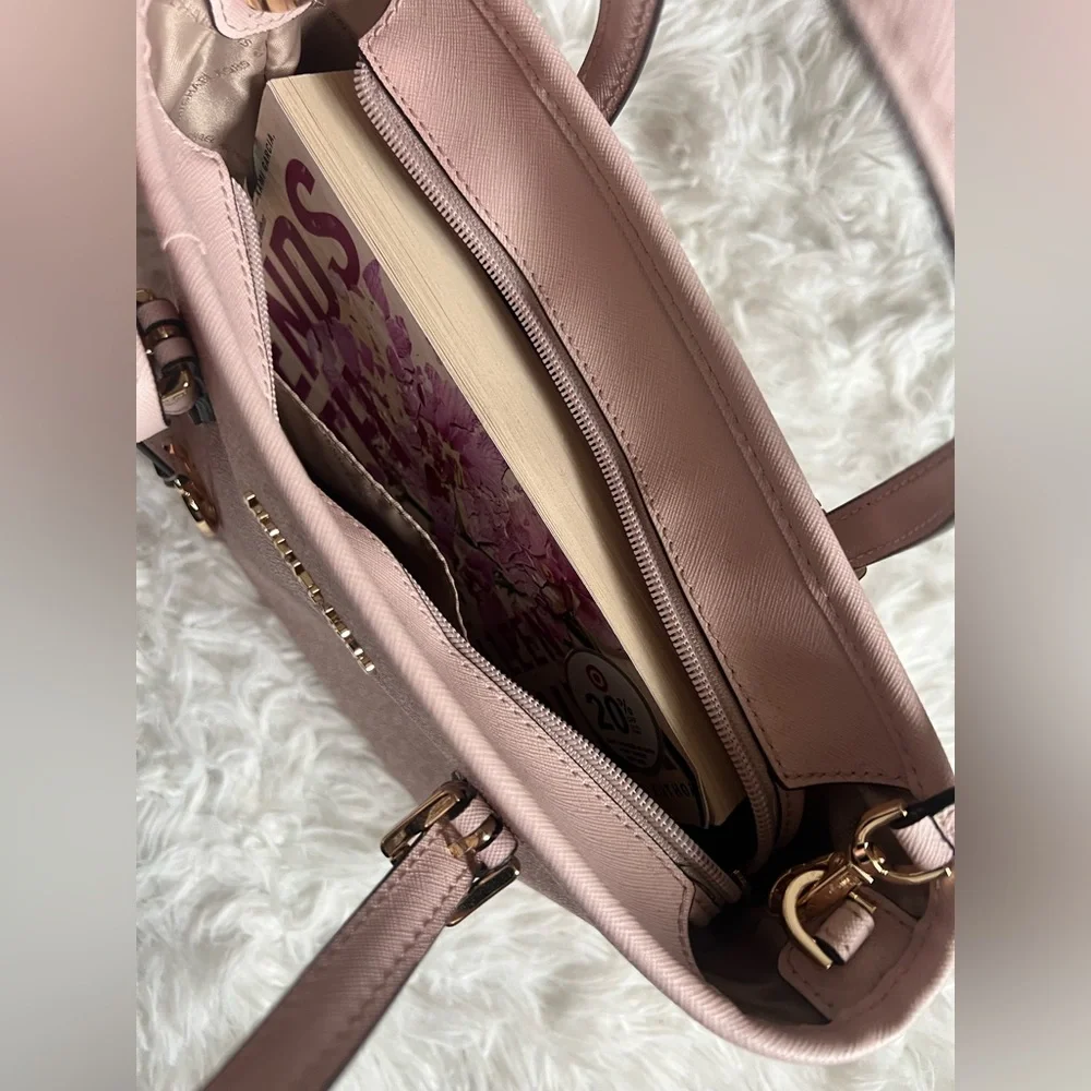 Michael Kors Purse pink and wallet